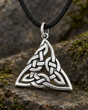 Keltischer Knoten 108 mit Schlangenkette - Silber