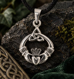 Claddagh 105 mit Schlangenkette - Silber