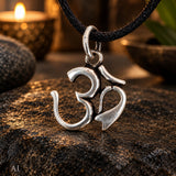 Anhänger 121 Om / Aum - Silber