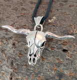 Stier 36 mit Schlangenkette - Silber