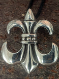 Fleur-de-Lis 15 mit Königskette - Edelstahl