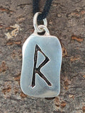 Rune Raido 302 mit Schlangenkette - Silber