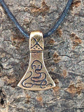 Anhänger 33 Axt - Bronze