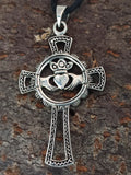 Claddagh-Kreuz 170 mit Schlangenkette - Silber
