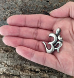 Anhänger 63 Om / Aum - Zinn