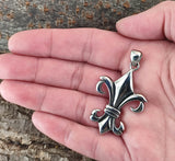 Fleur-de-Lis 15 A mit Panzerkette - Edelstahl