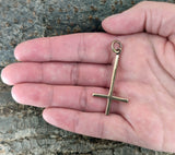 Anhänger 23 Kreuz - Bronze