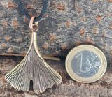 Anhänger 02 Ginkgo-Blatt - Bronze