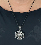 Eisernes Kreuz 100 A mit Panzerkette - Edelstahl
