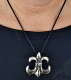 Anhänger 15 Fleur-de-Lis - Edelstahl